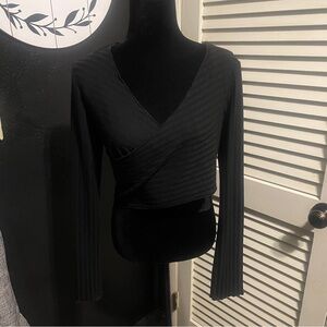 Princess Polly Long Sleeve Black Ribbed Crop top Size 10 Women's